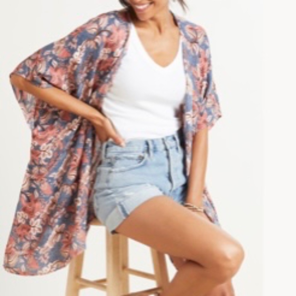 Evereve Floral Kimono/Wrap